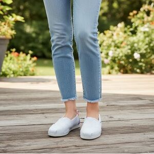 Tom’s Alpargata Felt/nylon - Rainbow Youths 6 Women’s 8 NWT